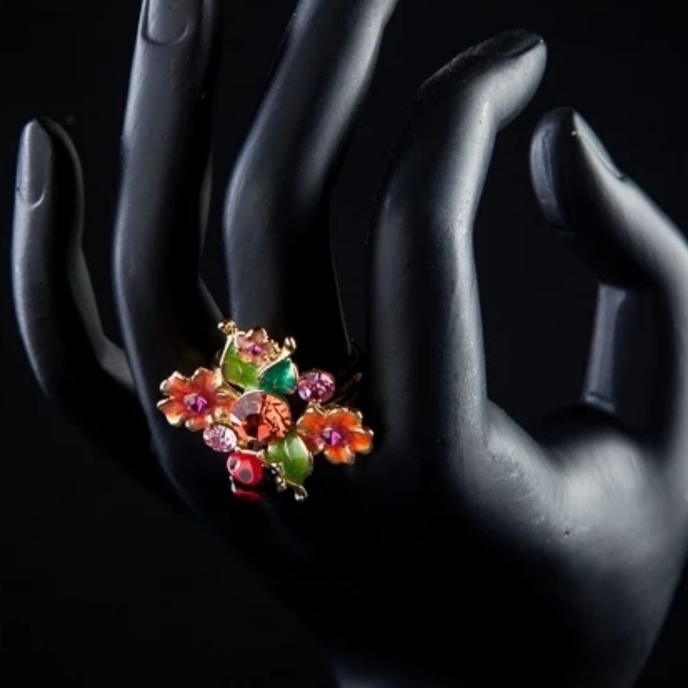 Flower ladybug ring - Picture 3 of 5
